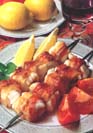 Brochettes met staartvis en spek